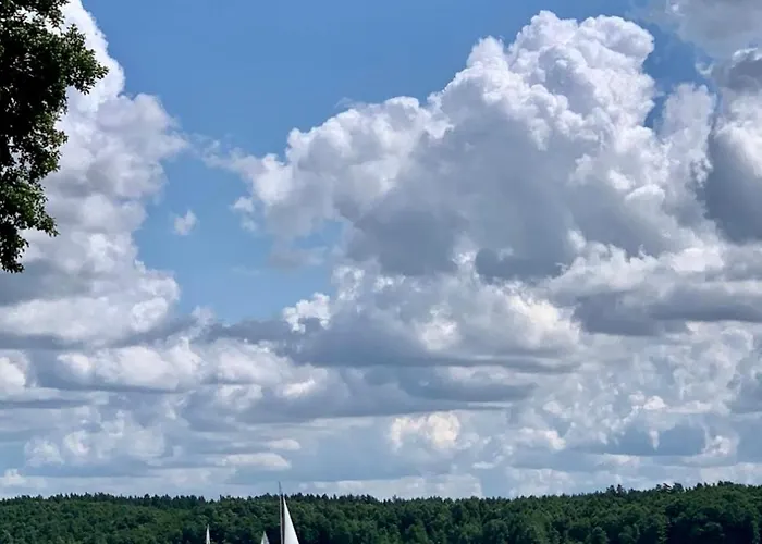 Kahoy Balia Pomost Apartmán